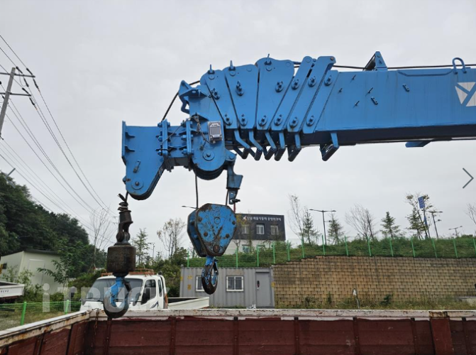 현대 카고크레인 동양 메가트럭 5톤 13