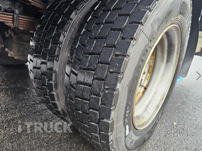 현대 카고크레인 동양 메가트럭 5톤 18