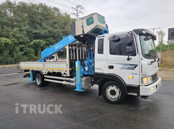 현대 카고크레인 동양 메가트럭 5톤 2