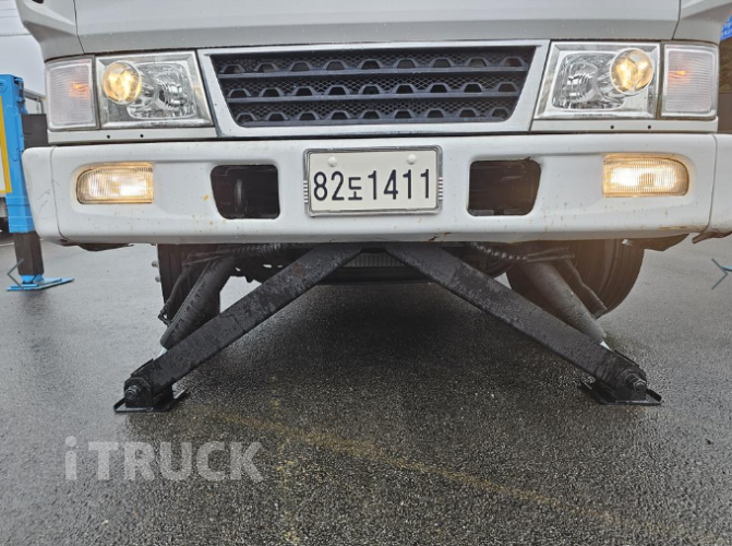 현대 카고크레인 동양 메가트럭 5톤 9