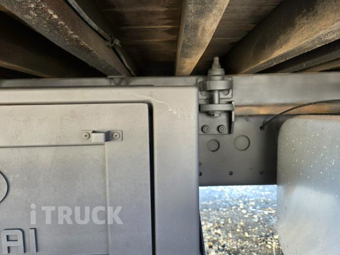 현대 메가트럭 280 앞축 카고 4.5톤 수동 2