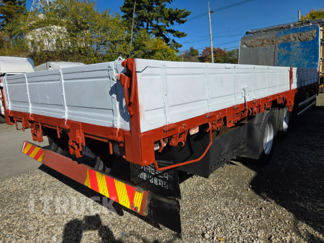 현대 메가트럭 280 앞축 카고 4.5톤 수동 6