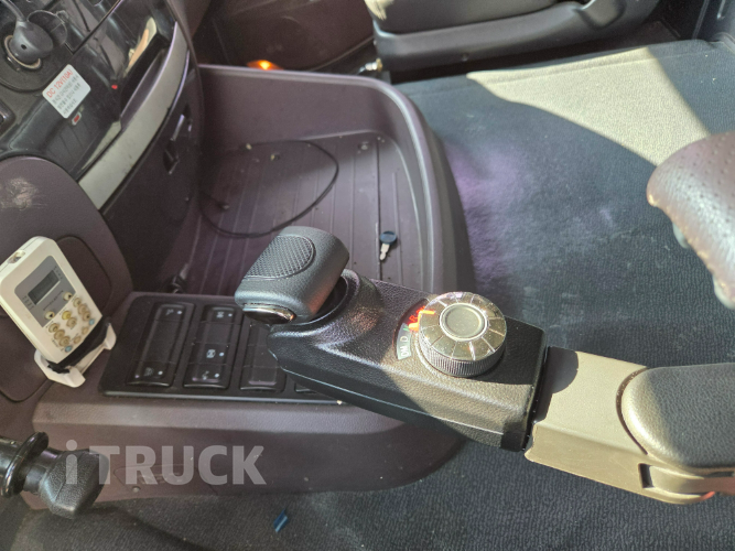 타타대우 프리마 420 십바리 윙바디 14톤 오토 12