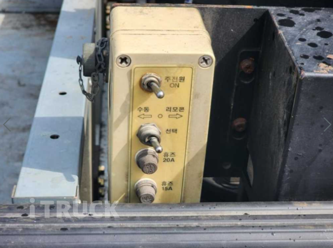 기아 카고크레인 동해기계항공 봉고3 1.2톤 8