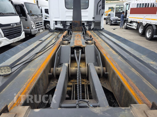 현대 파비스 암롤 300 5톤 오토 앞축 10