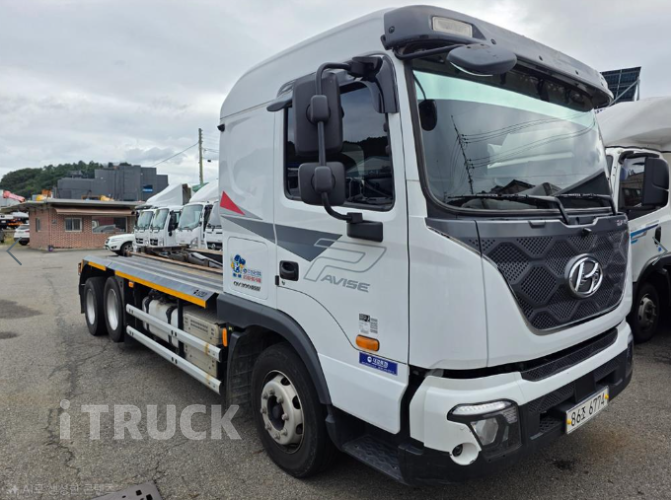 현대 파비스 암롤 300 5톤 오토 앞축 1