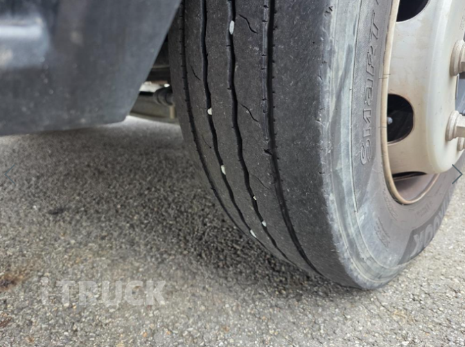 현대 파비스 암롤 300 5톤 오토 앞축 17