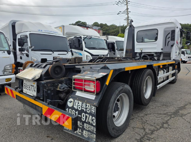 현대 파비스 암롤 300 5톤 오토 앞축 5