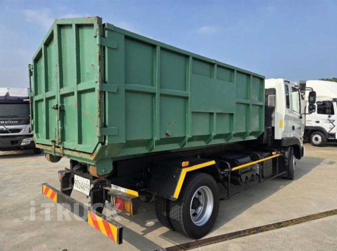 현대 메가트럭 암롤 260 5톤 수동 단바리 4