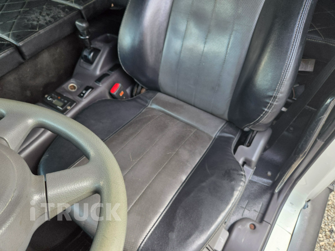 현대 메가트럭 250 후축 윙바디 6.5톤 수동 8