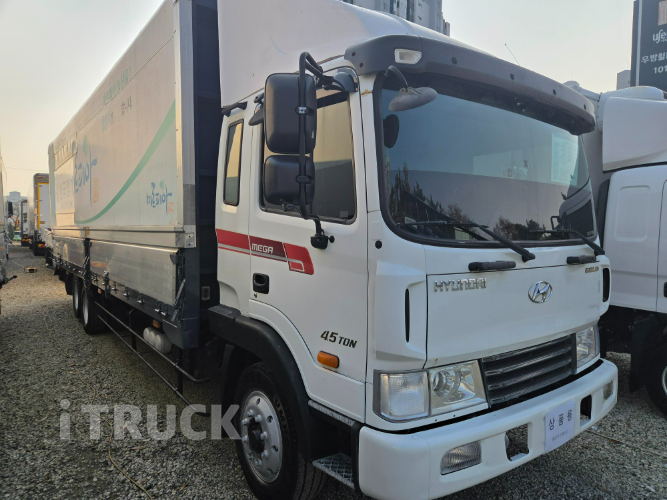 현대 메가트럭 250 후축 윙바디 6.5톤 수동 3