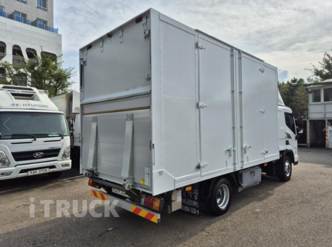 현대 올뉴마이티 2.5톤 익스하이탑 슈퍼캡 1