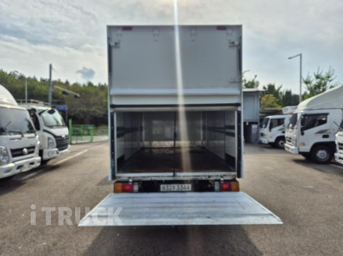 현대 올뉴마이티 2.5톤 익스하이탑 슈퍼캡 6