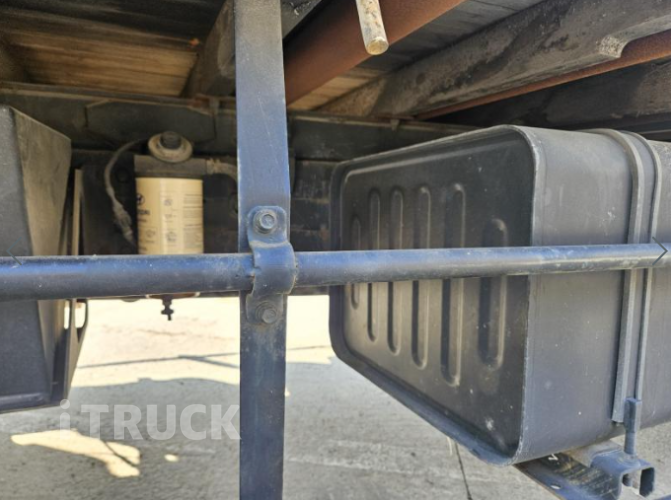 현대 메가트럭 235 단바리 카고 5톤 수동 8