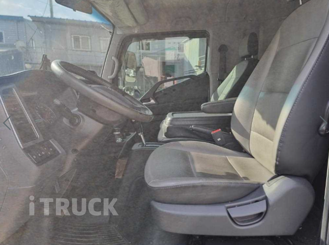 현대 올뉴마이티 2.5톤 냉동탑 9