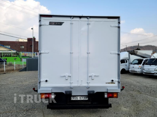 현대 올뉴마이티 3.5톤 광폭 냉동탑 5