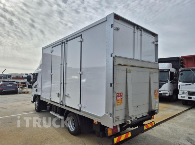 현대 올뉴마이티 2.5톤 익스하이탑 6