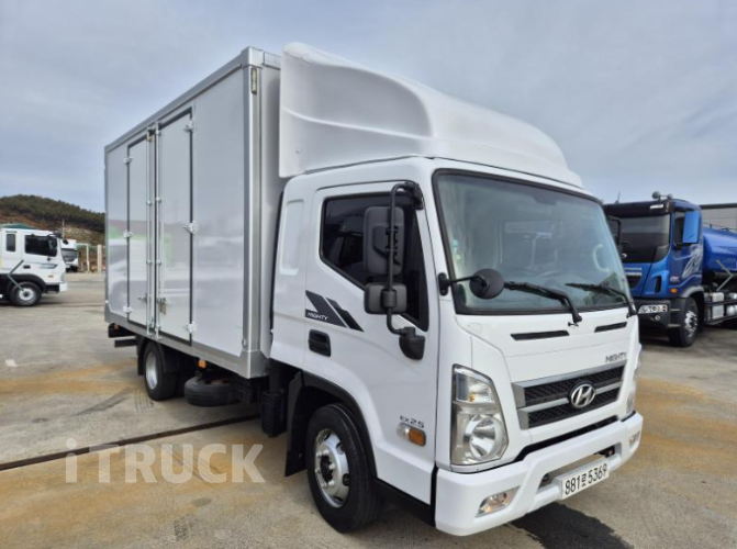 현대 올뉴마이티 2.5톤 익스하이탑 2