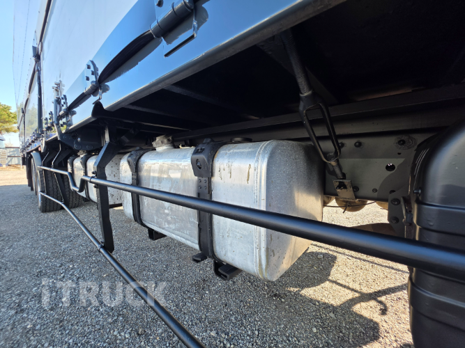 현대 메가트럭 와이드캡 280 후축 윙바디 4.5톤 수동 10