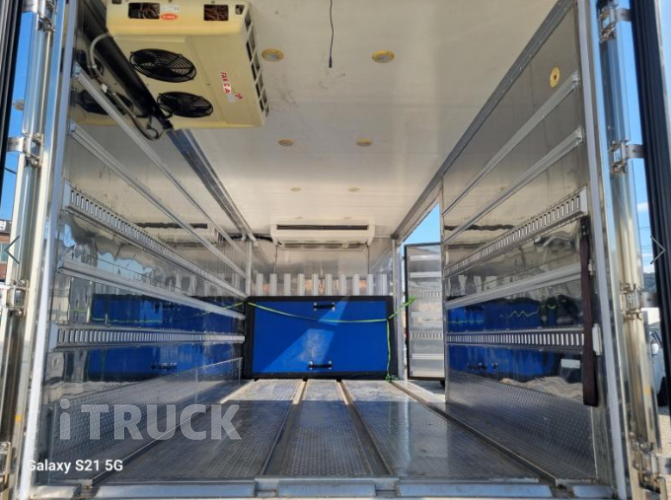 현대 올뉴마이티 3.5톤 광폭 냉동탑 9