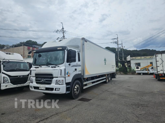 현대 메가트럭 와이드캡 300 후축 냉동탑 5톤 수동 0