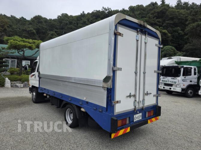 현대 이마이티 2.5톤 윙바디 슈퍼캡 2