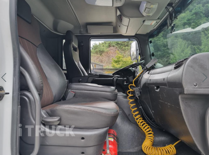 현대 메가트럭 280 단바리 윙바디 5톤 오토 13