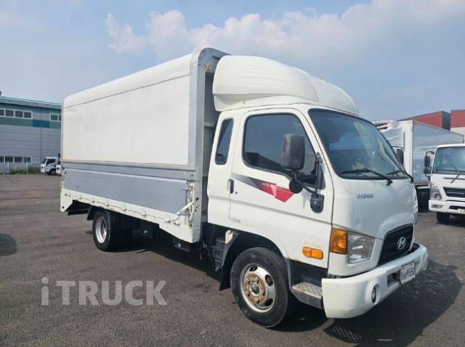 현대 이마이티 2.5톤 윙바디 슈퍼캡 1