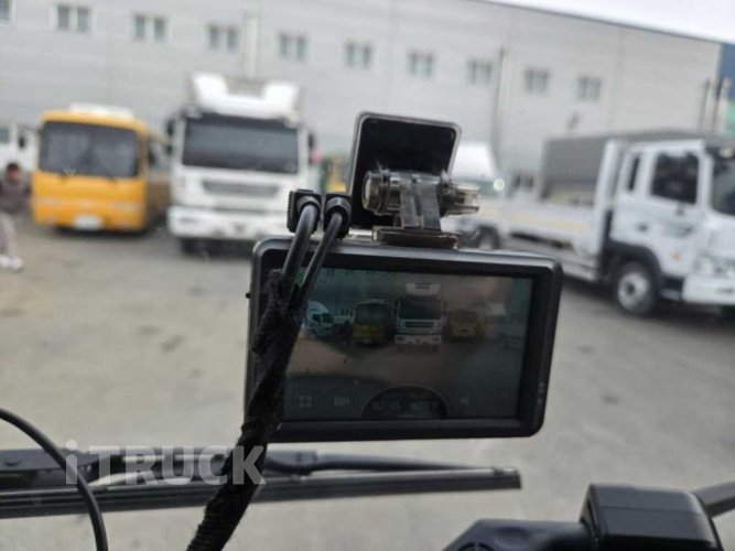 현대 버스 25인승 12