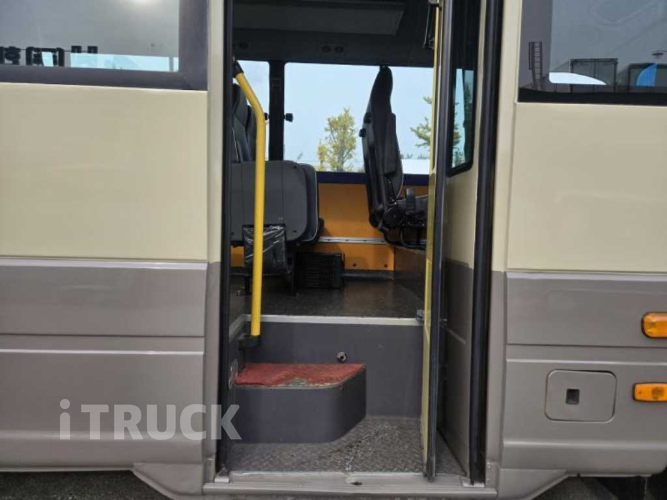 현대 버스 25인승 7