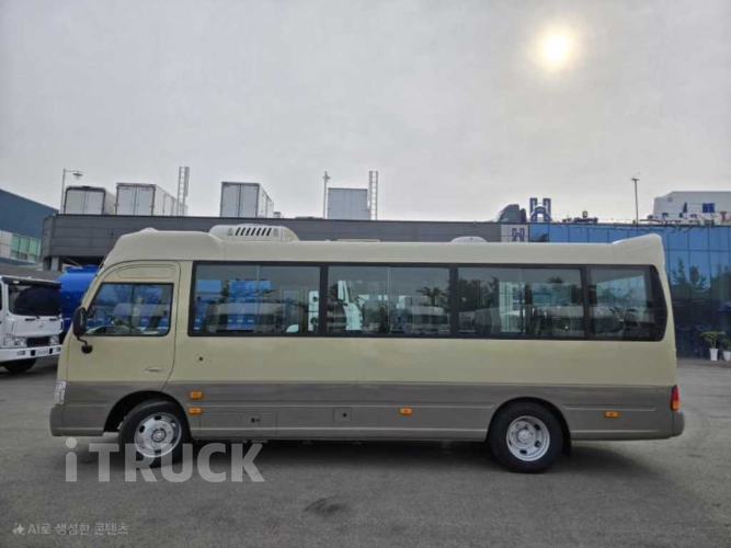 현대 버스 25인승 3