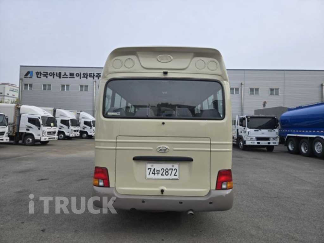 현대 버스 25인승 5