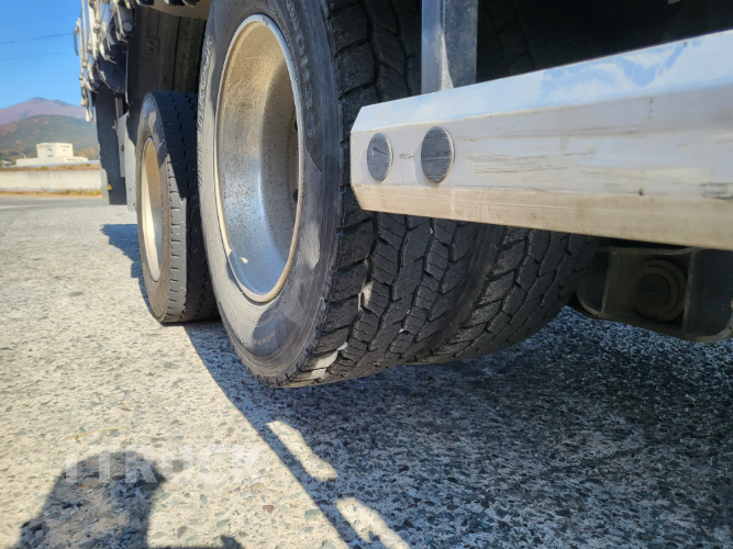 현대 파비스 325 앞축 카고 9.4톤 오토 11