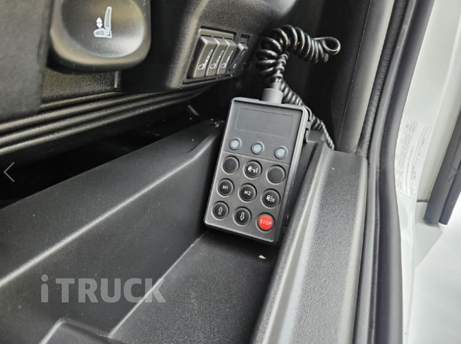 이베코 유로카고 320 후축 윙바디 8.5톤 오토 8