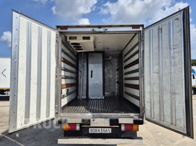 현대 올뉴마이티 2.5톤 냉동탑 8