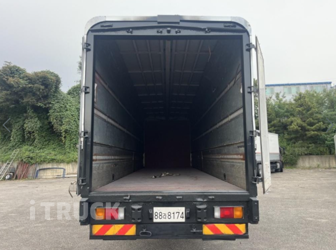 현대 메가트럭 와이드캡 300 후축 윙바디 6.5톤 수동 6