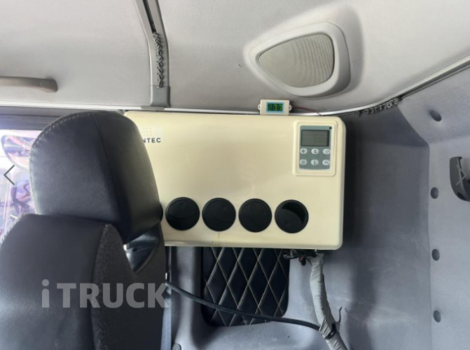 현대 메가트럭 와이드캡 300 후축 윙바디 6.5톤 수동 8