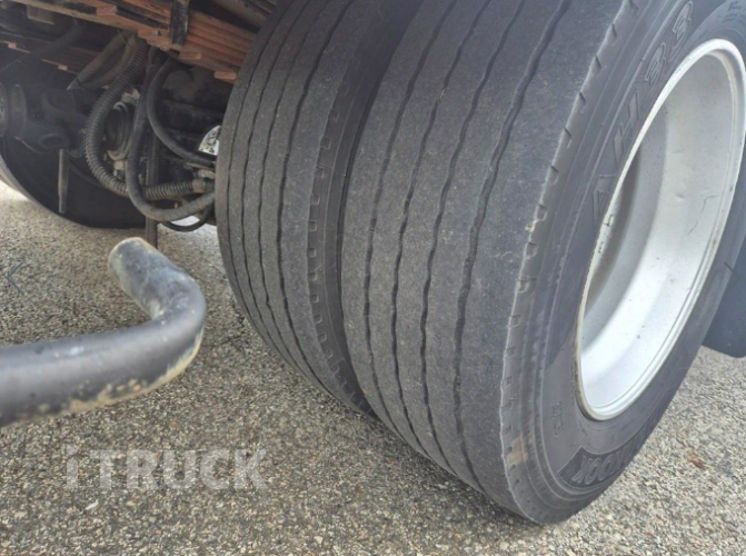 현대 메가트럭 270 단바리 윙바디 5톤 수동 17