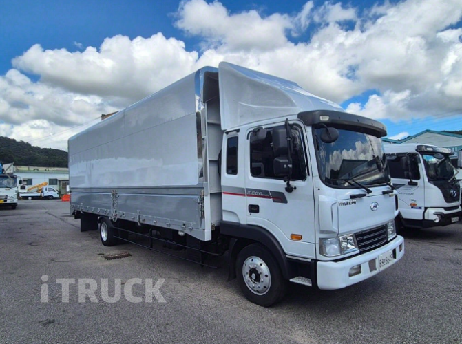 현대 메가트럭 270 단바리 윙바디 5톤 수동 1