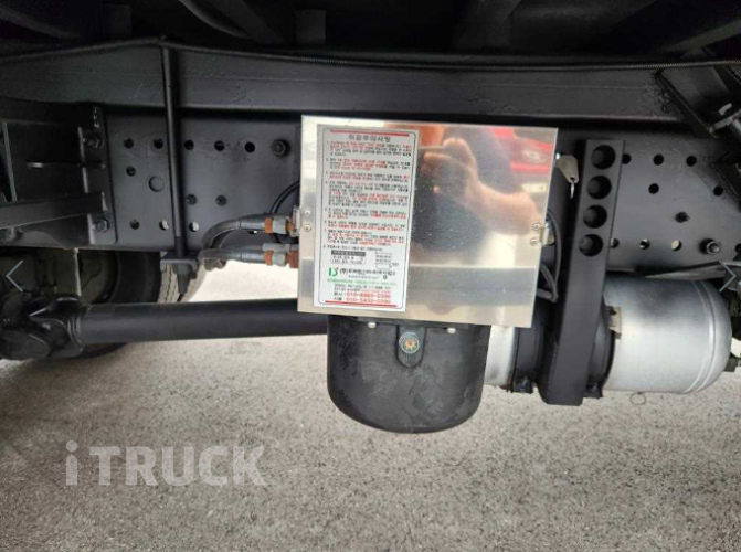 타타대우 프리마 320 후축 윙바디 5톤 오토 12