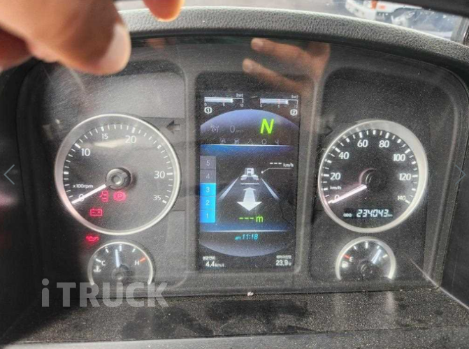 타타대우 프리마 320 후축 윙바디 5톤 오토 18