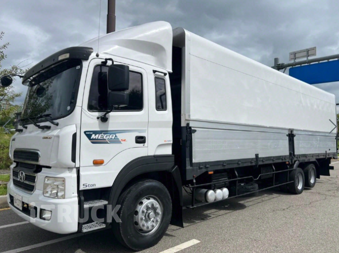 현대 메가트럭 와이드캡 280 후축 윙바디 5톤 수동