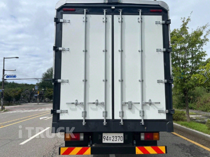 현대 메가트럭 와이드캡 280 후축 윙바디 5톤 수동 6