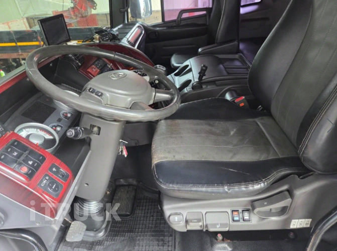 현대 메가트럭 와이드캡 280 단바리 냉동탑 5톤 수동 10