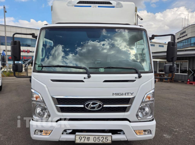 현대 올뉴마이티 3.5톤 광폭 냉동탑 1