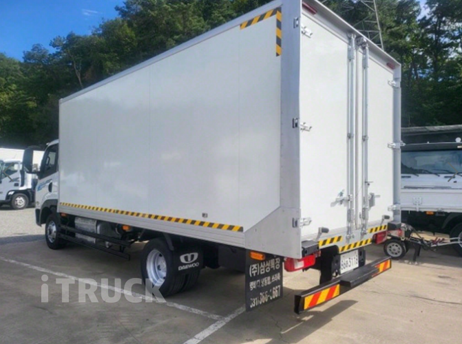 타타대우 더쎈 3.5톤 광폭 냉동탑 2