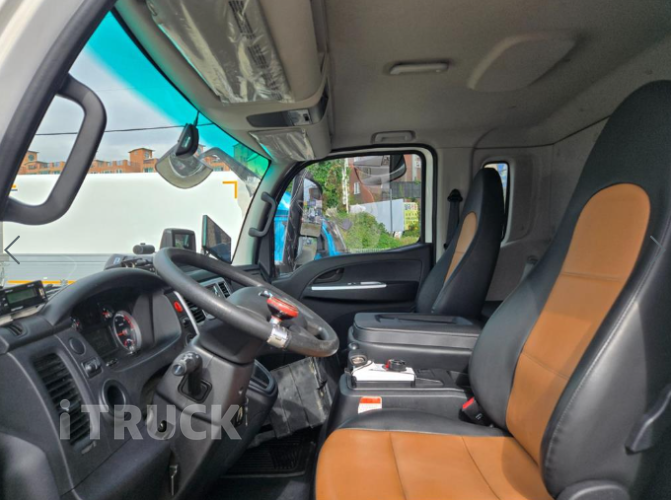 타타대우 더쎈 3.5톤 광폭 냉동탑 10