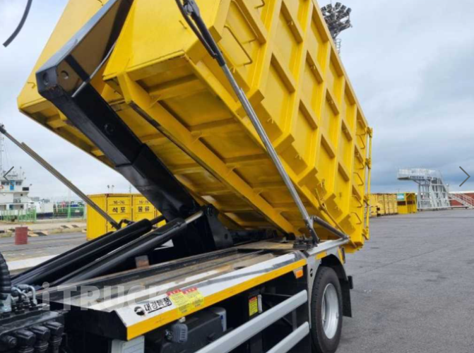 현대 파비스 암롤 300 5톤 오토 단바리 4