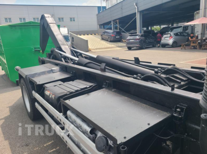 현대 메가트럭 암롤 280 5톤 수동 단바리 8