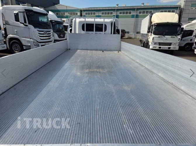 현대 마이티와이드 3.5톤 광폭 카고 슈퍼캡 8